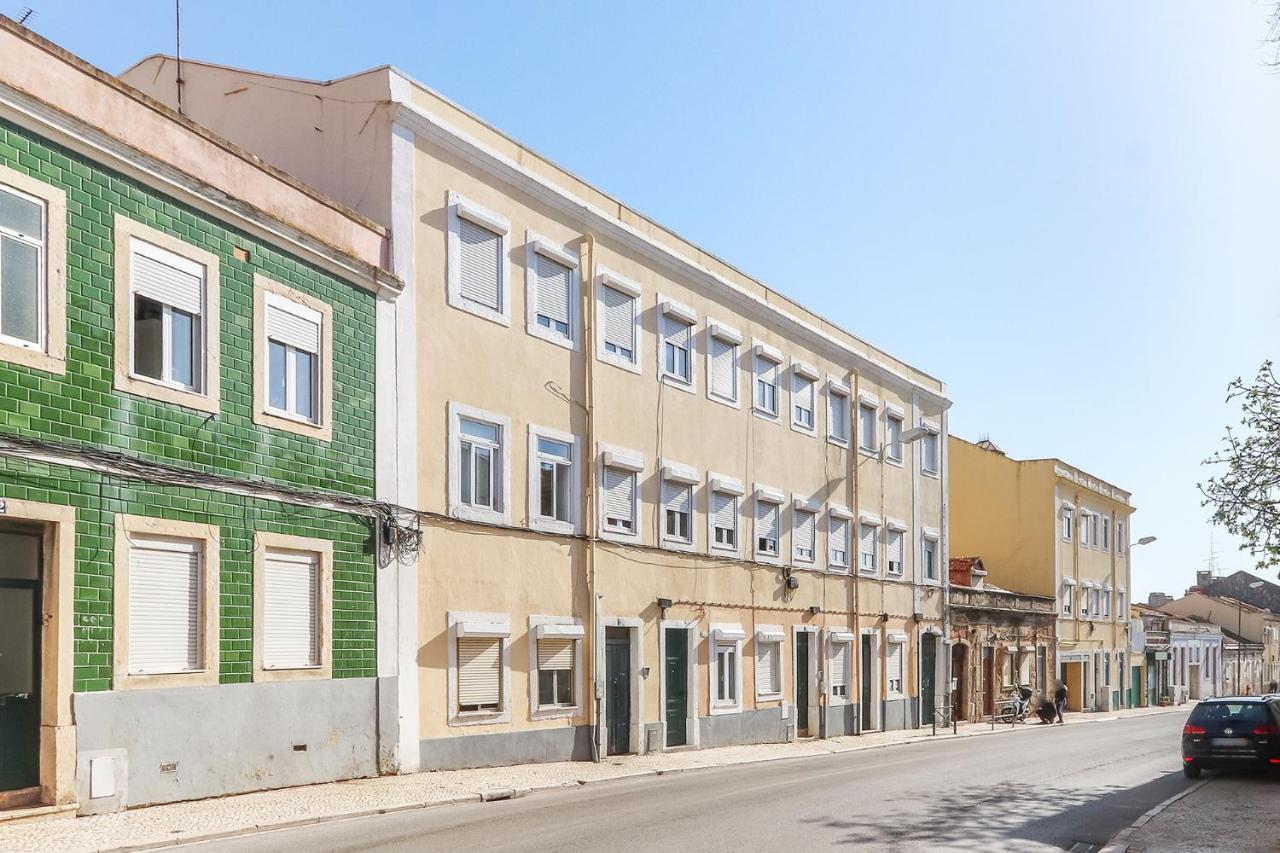 Vita Portucale ! Stylish Apartment Campo Ourique Lisboa Dış mekan fotoğraf
