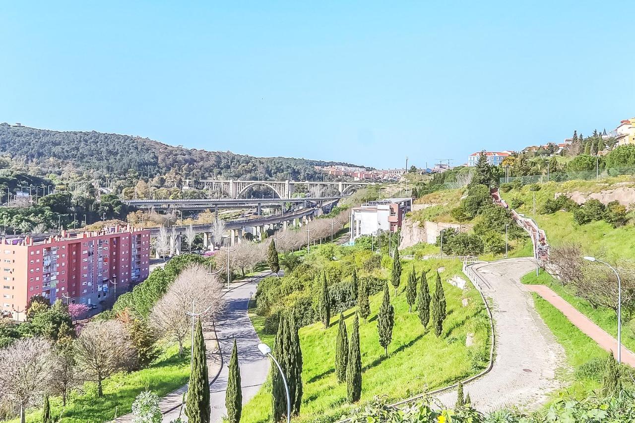Vita Portucale ! Stylish Apartment Campo Ourique Lisboa Dış mekan fotoğraf
