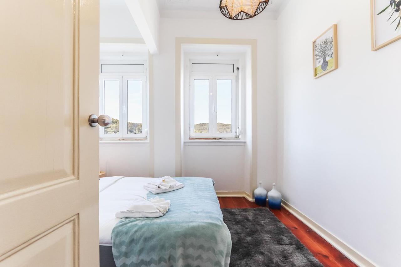 Vita Portucale ! Stylish Apartment Campo Ourique Lisboa Dış mekan fotoğraf
